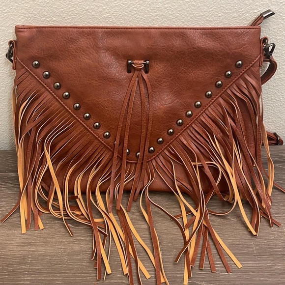 68. LAST 1! CLEARANCE Brown Vegan Faux Leather Messenger Fringe Boho Western Bag - Picture 2 of 5
